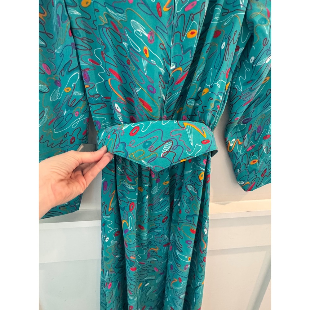 Vintage 80s Herman Marcus Dallas Teal Abstract Cowl Neck Belted Midi Dress 10 - Picture 8 of 10